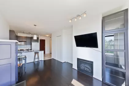 Staircase Photo of 502 2345 Madison Avenue, Burnaby, BC