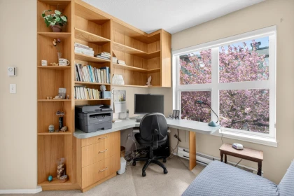 Office / Den Photo of 208 2335 Whyte Avenue, Port Coquitlam, BC