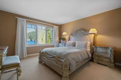 Basement Recreation Room Photo of 7 Beach Drive, West Vancouver, BC