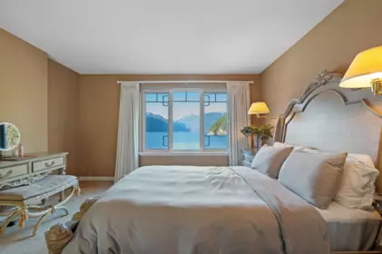 Loft / Bonus Room Photo of 7 Beach Drive, West Vancouver, BC