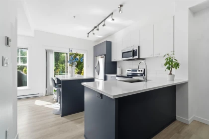 Breakfast Nook Photo of 4032 2655 Bedford Street, Port Coquitlam, BC