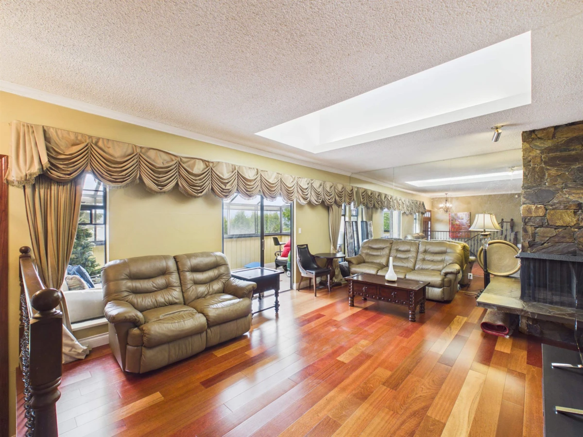 Living Room Photo of 7730 Stanley Street, Burnaby, BC
