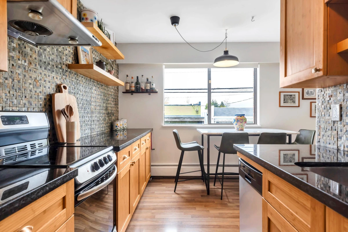Family Room Photo of 207 2080 Maple Street, Vancouver, BC