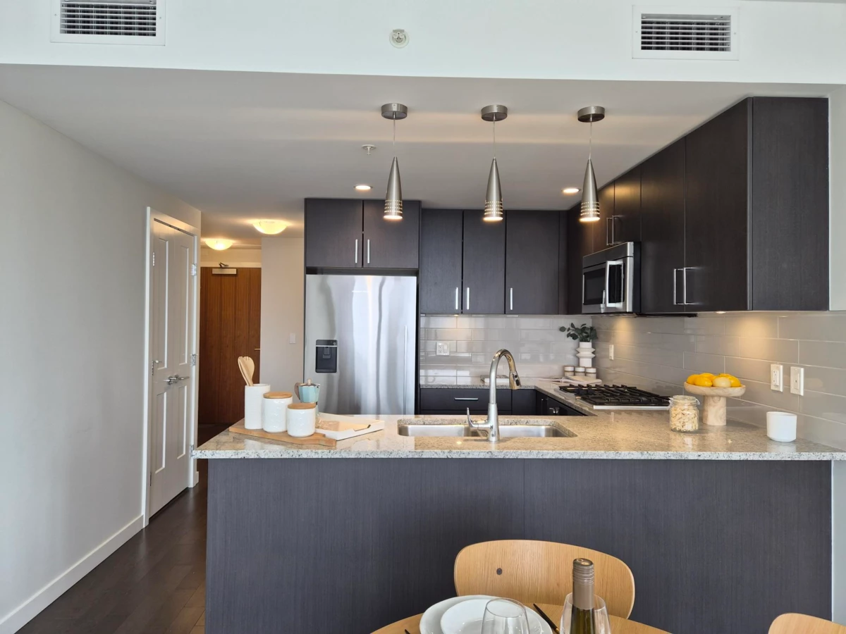 Dining Area Photo of 1606 1708 Ontario Street, Vancouver, BC