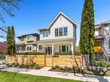 Hot Tub / Spa Photo of 1 2043 W 45th Avenue, Vancouver, BC