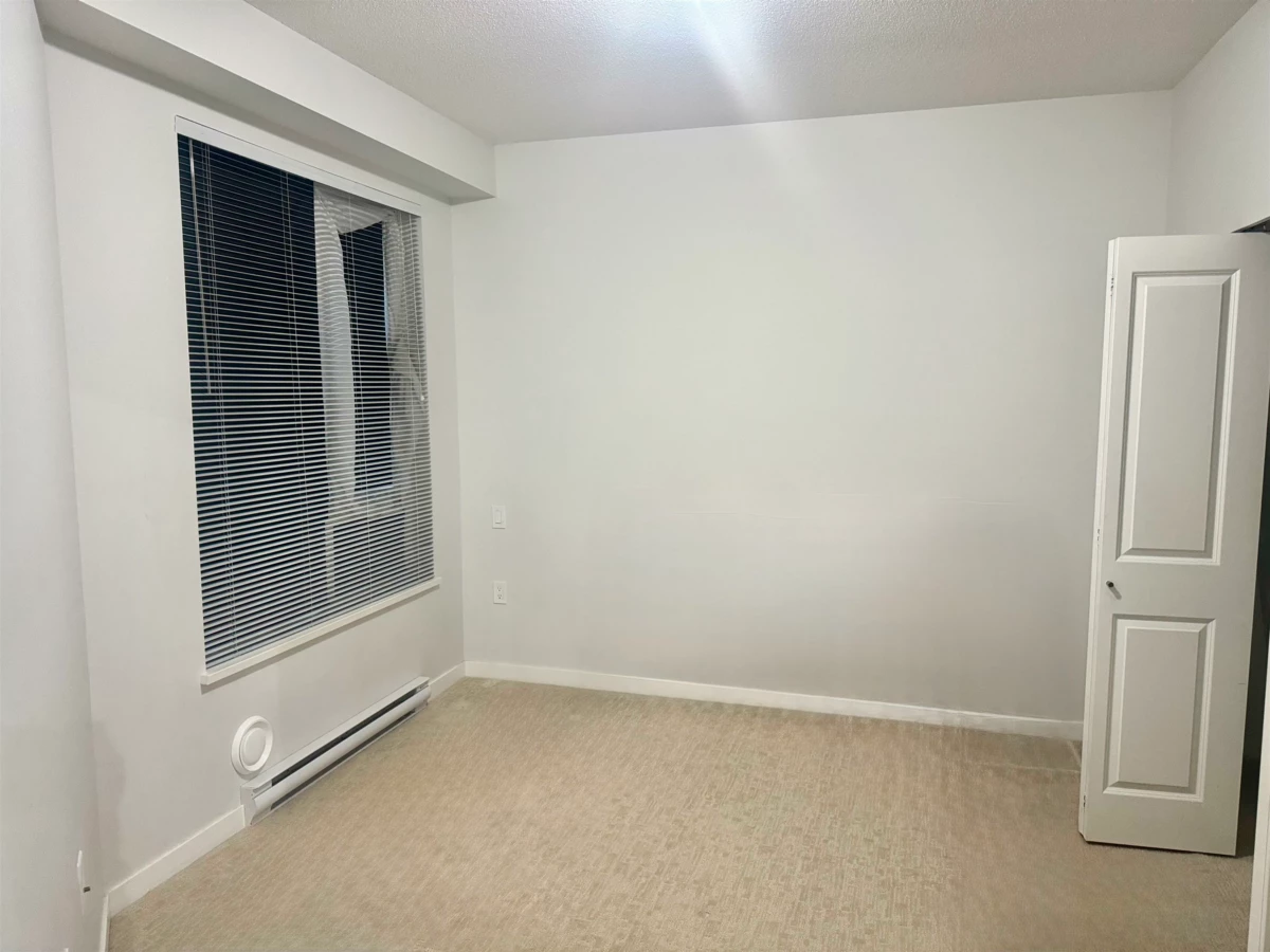 Dining Area Photo of 304 31158 Westridge Place, Abbotsford, BC