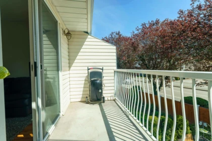 Laundry Room Photo of 22 45435 Knight Road, Chilliwack, BC