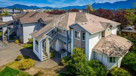 Staircase Photo of 22 45435 Knight Road, Chilliwack, BC
