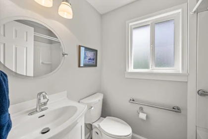 Hallway Photo of 25474 60 Avenue, Langley, BC