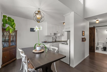 Kitchen Island Photo of 301 5553 16 Avenue, Delta, BC