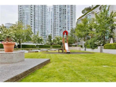 Powder Room Photo of 1007 1008 Cambie Street, Vancouver, BC