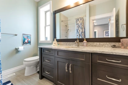 Primary Bathroom Photo of 7319 Mount Thurston Drive, Chilliwack, BC