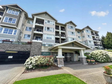 Front Yard Photo of 207 19673 Meadow Gardens Way, Pitt Meadows, BC