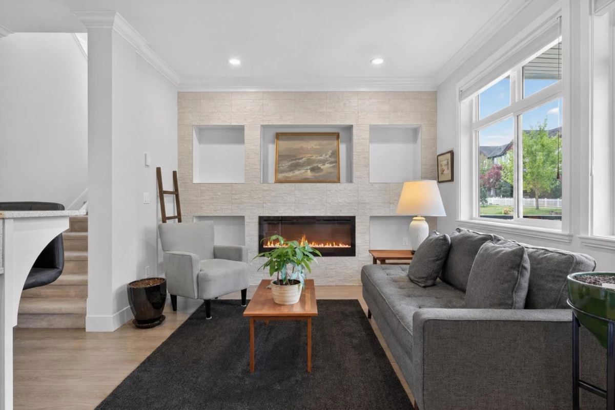 Living Room Photo of 1 7198 179 Street, Surrey, BC