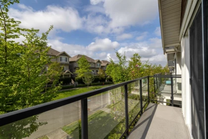 Office / Den Photo of 1 7198 179 Street, Surrey, BC