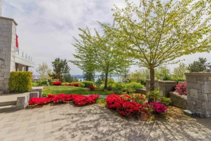 Front Yard Photo of 2948 Burfield Place, West Vancouver, BC