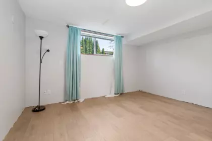 Staircase Photo of 46155 Larch Avenue, Chilliwack, BC