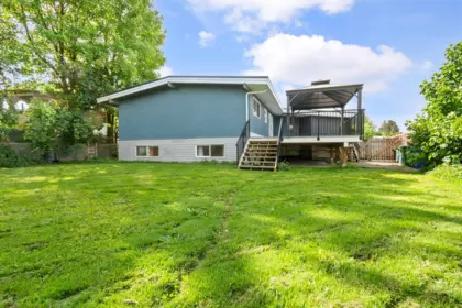 Swimming Pool Photo of 46155 Larch Avenue, Chilliwack, BC