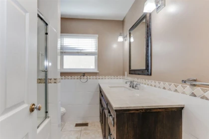 Powder Room Photo of 4652 Wesley Drive, Delta, BC