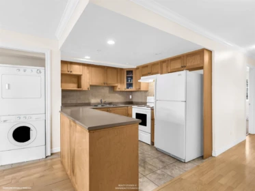 Kitchen Photo of 49 11255 132 Street, Surrey, BC