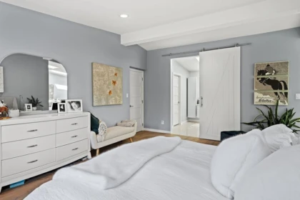 Mudroom Photo of 1098 Linnae Avenue, North Vancouver, BC