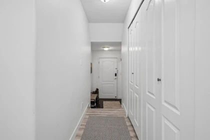 Mudroom Photo of 208 988 W 21st Avenue, Vancouver, BC