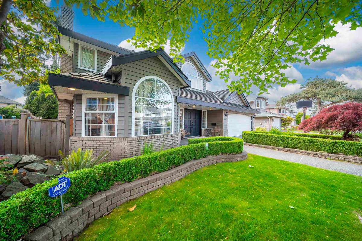 Family Room Photo of 6411 Bouchard Court, Richmond, BC