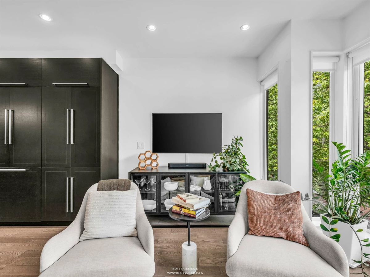 Family Room Photo of 627 Victoria Drive, Vancouver, BC