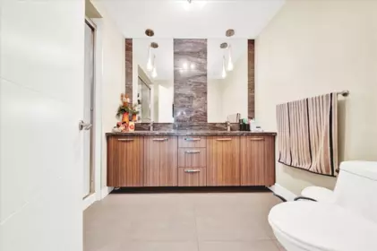 Entry Foyer Photo of 1 6350 142 Street, Surrey, BC