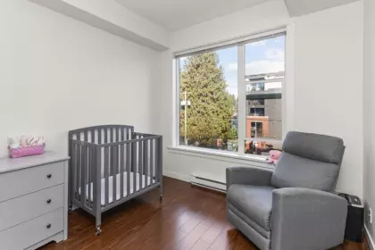 Office / Den Photo of 309 33538 Marshall Road, Abbotsford, BC