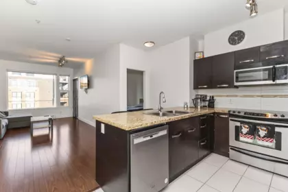 Pantry Photo of 309 33538 Marshall Road, Abbotsford, BC