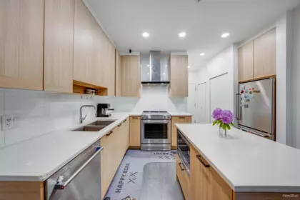 Pantry Photo of 209 7133 14th Avenue, Burnaby, BC