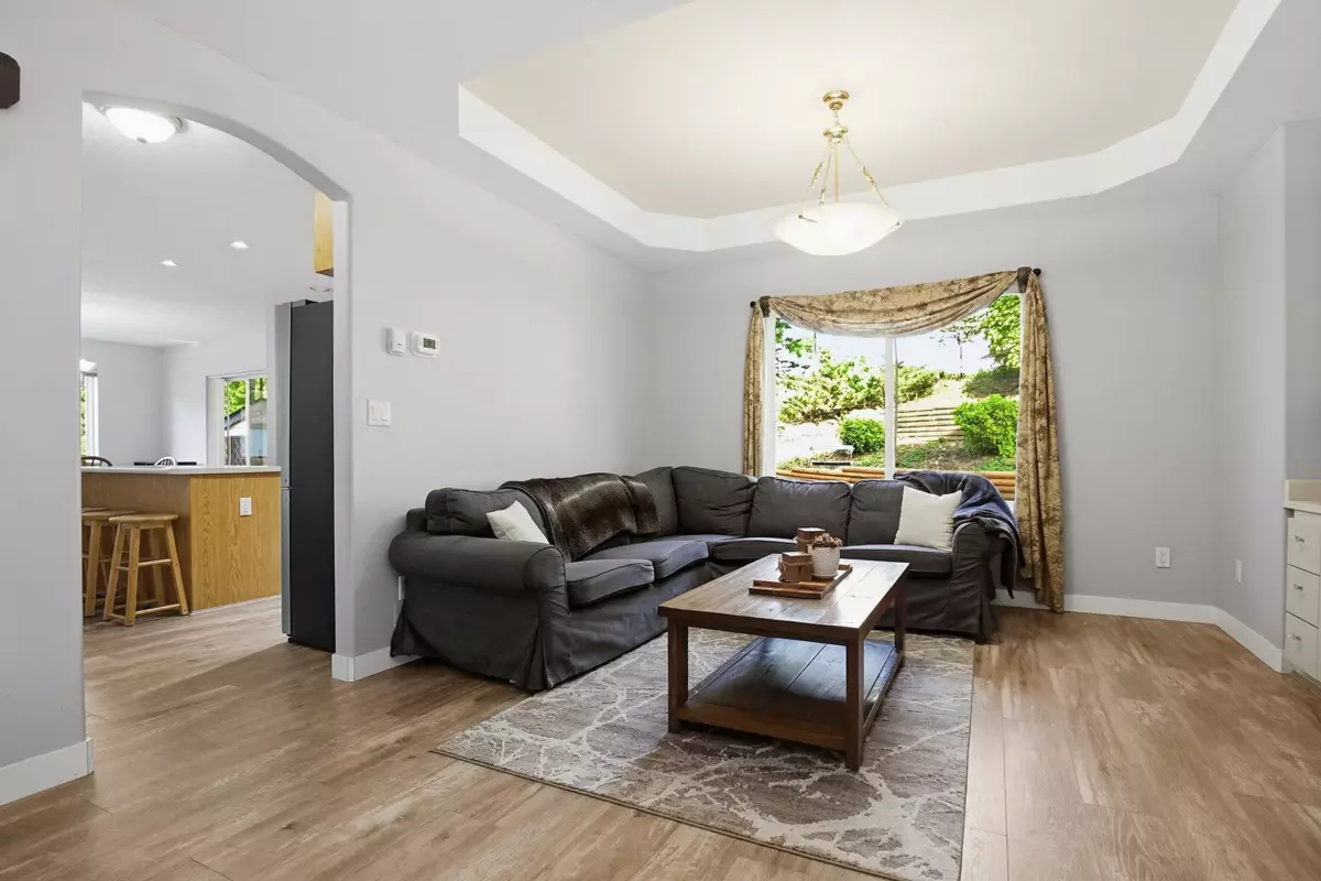 Family Room Photo of 7800 Deerfield Street, Mission, BC