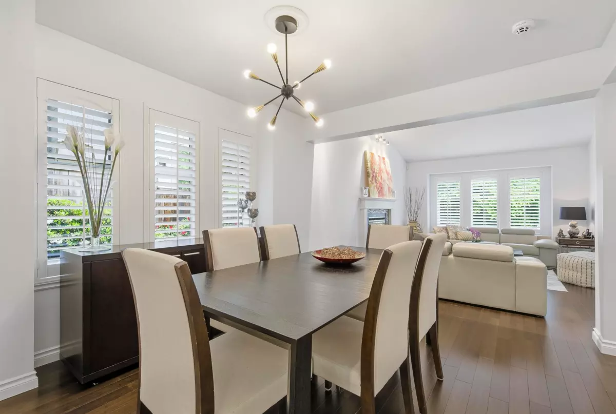 Dining Area Photo of 1659 Deep Cove Road, North Vancouver, BC