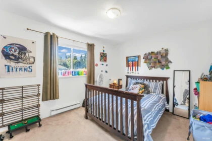 Basement Recreation Room Photo of 1055 163a Street, Surrey, BC