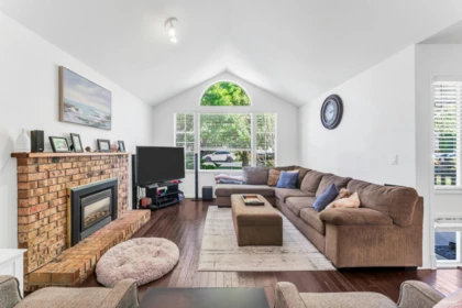 1055 163a Street, Surrey, BC, Surrey — Single Family Residence for sale