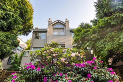 Backyard Photo of 2558 W 4th Avenue, Vancouver, BC