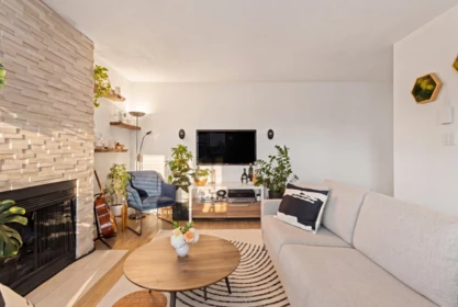 Breakfast Nook Photo of 2558 W 4th Avenue, Vancouver, BC