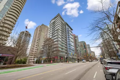 Hot Tub / Spa Photo of 606 1009 Harwood Street, Vancouver, BC