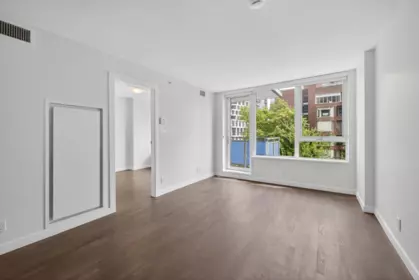 Powder Room Photo of 606 1009 Harwood Street, Vancouver, BC
