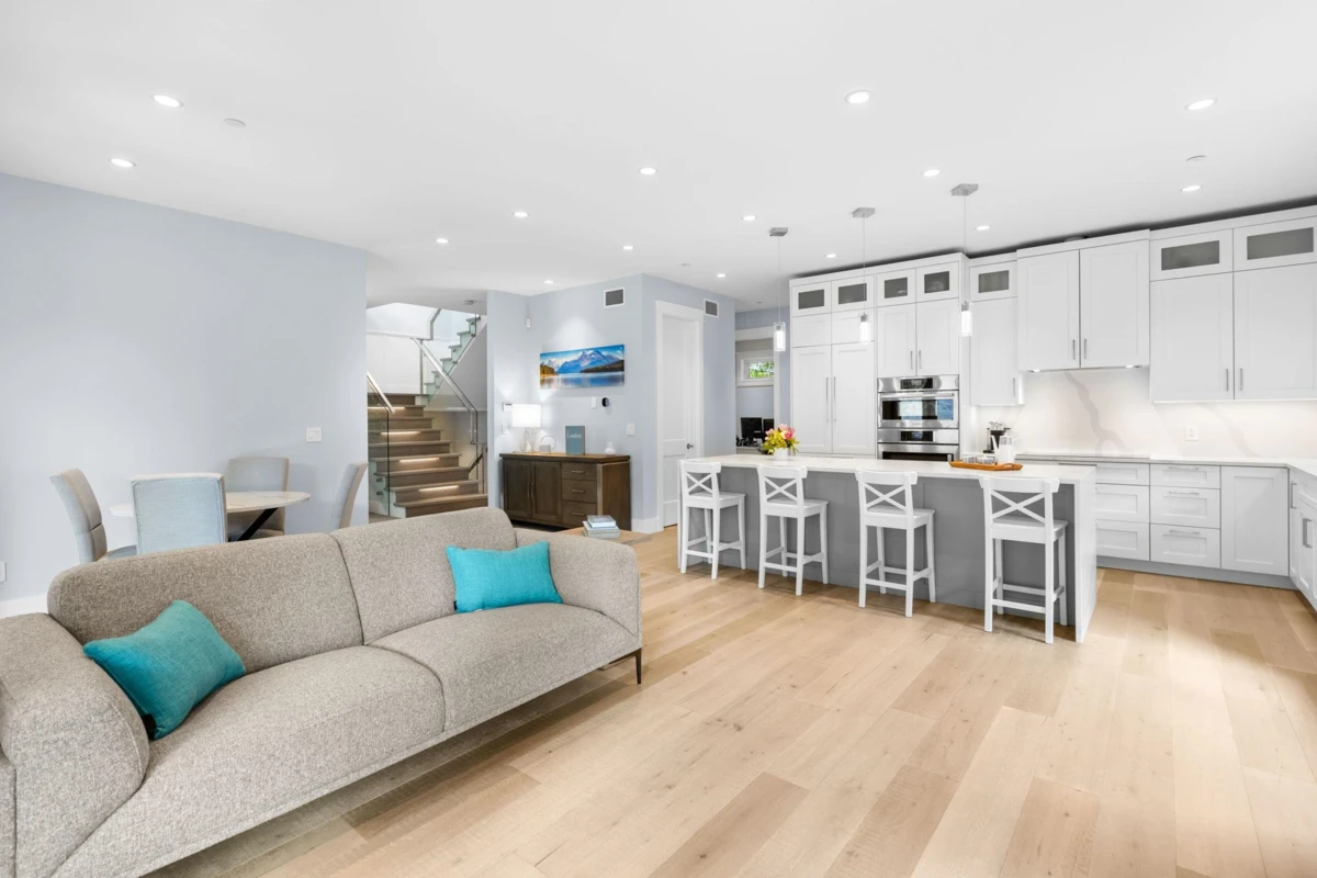 Dining Area Photo of 6560 Nelson Avenue, West Vancouver, BC