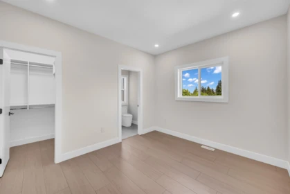 Hot Tub / Spa Photo of 102 13661 59 Avenue, Surrey, BC