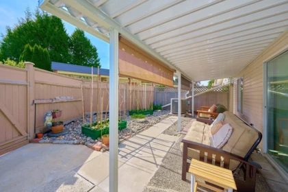 Front Yard Photo of 67 1400 164 Street, Surrey, BC