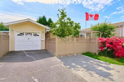 Garden / Landscaping Photo of 67 1400 164 Street, Surrey, BC