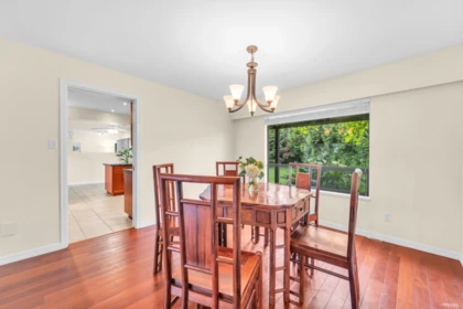 Breakfast Nook Photo of 8155 Corless Place, Richmond, BC