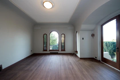 Mudroom Photo of 4585 Bellevue Drive, Vancouver, BC