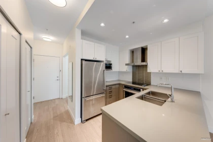 Breakfast Nook Photo of 411 3399 Noel Drive, Burnaby, BC