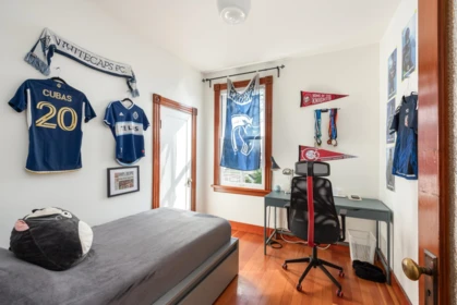 Hallway Photo of 109 Oakland Street, New Westminster, BC