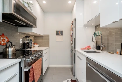 Breakfast Nook Photo of 318 830 E 7th Avenue, Vancouver, BC
