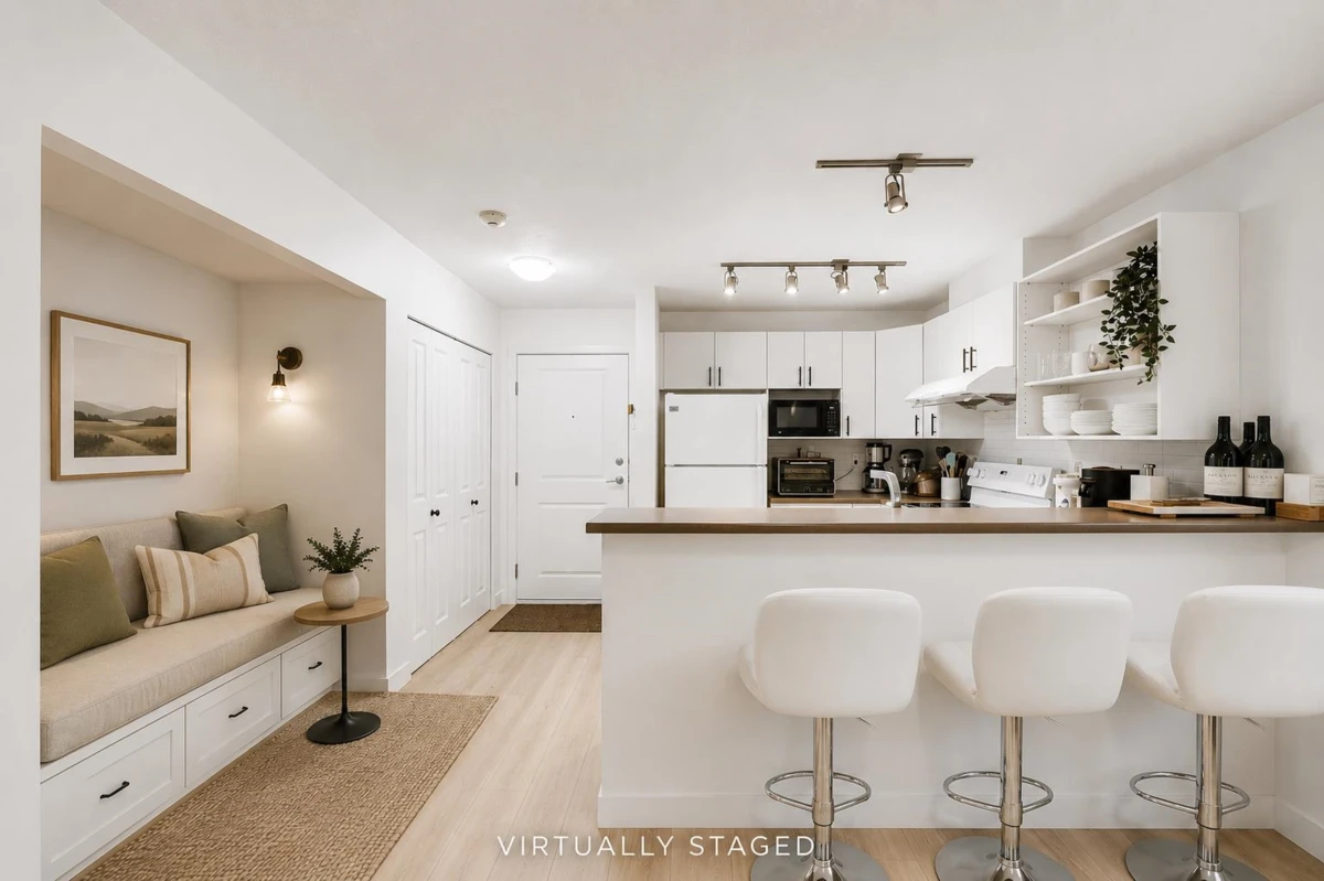 Living Room Photo of 116 14885 105 Avenue, Surrey, BC